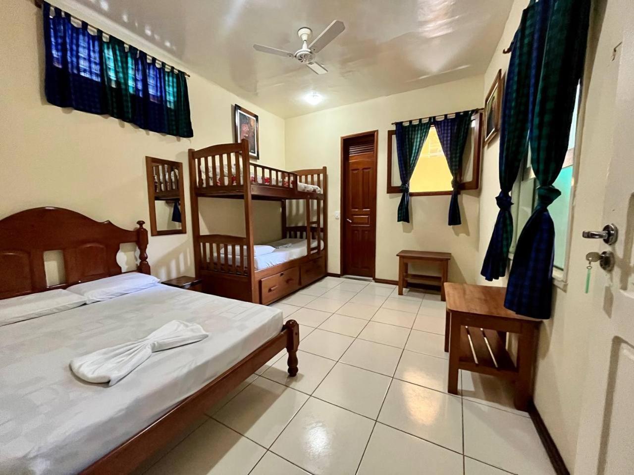 Hostel Manaus Buitenkant foto